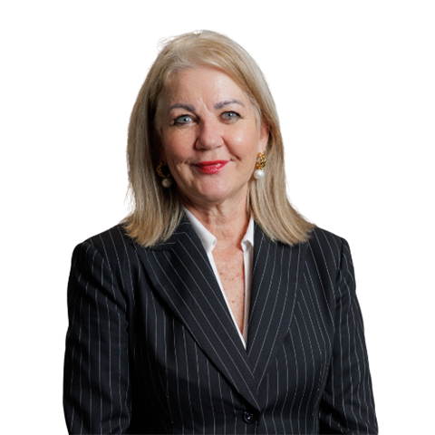 Liz-Macfarlan.png