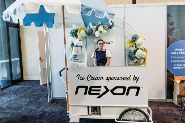2023 LGAQ Trade Hall (Nexon-Ice Cream Stand 01)