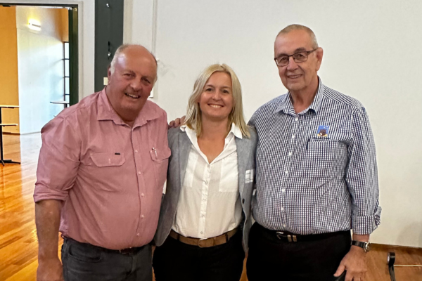 Jess with Mayor Andrew 'Marto' Martin and CEO Des Howard, Blackall Tambo Regional Council 